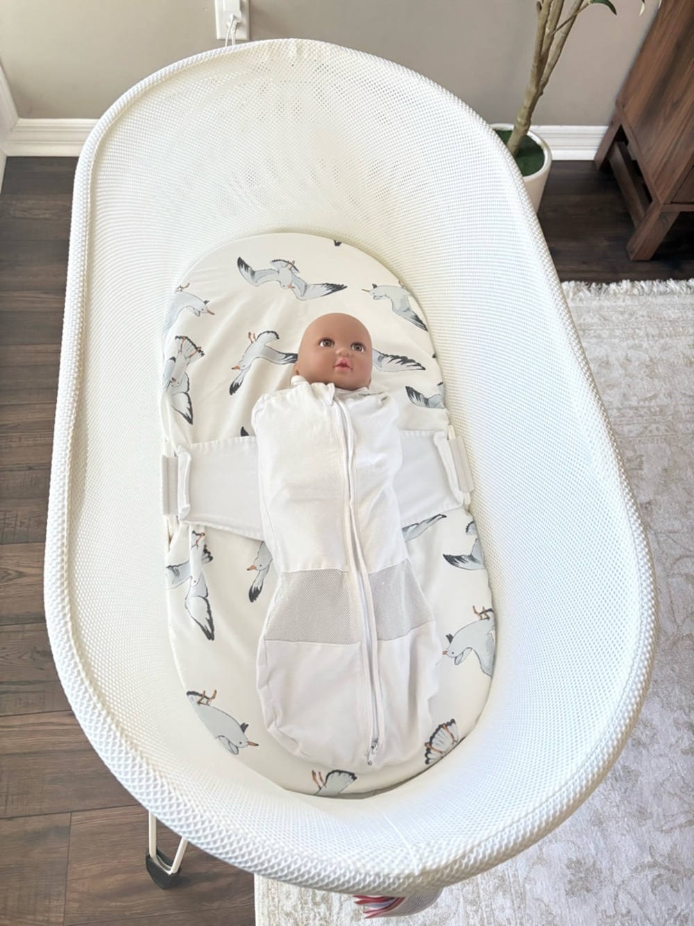 Bassinet Sheet Only with Seagull Print Fits Snoo Oval